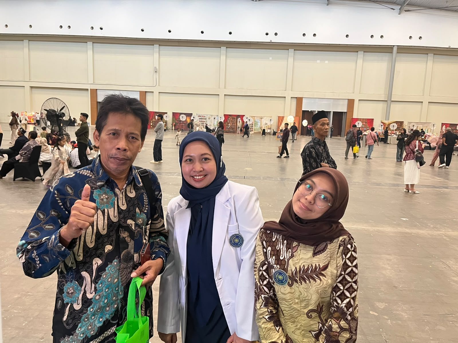 SOSIALISASI PEMBUKAAN FAKULTAS KEDOKTERAN DI ACARA WISUDA KE 19 UNIVERSITAS MUHAMMADIYAH TANGERANG